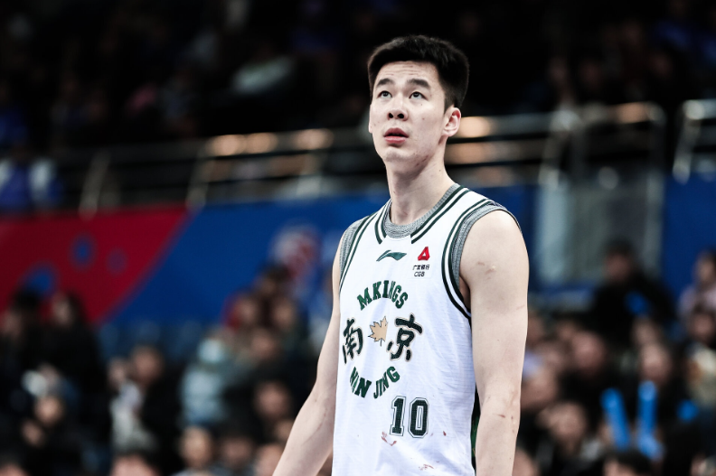 彩票-锁定季后赛!北京狂轰22-0逆转同曦 陈盈骏26+10郭昊文30分